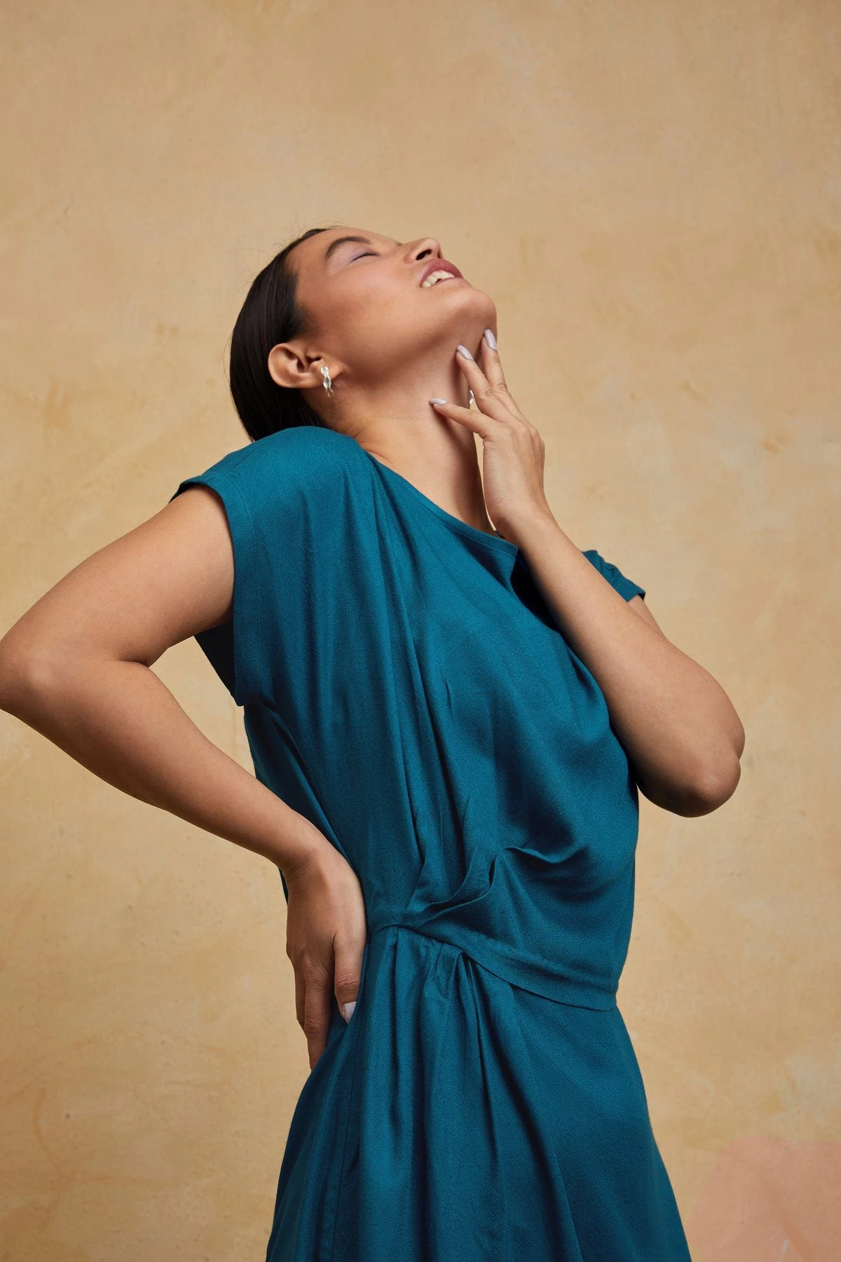 Qua Twisted Front Dress 2 Qua Twisted Front Dress - Image 2