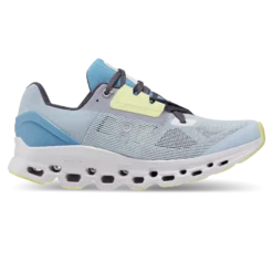 On Women’s Cloudstratus (Chambray/Lavender)