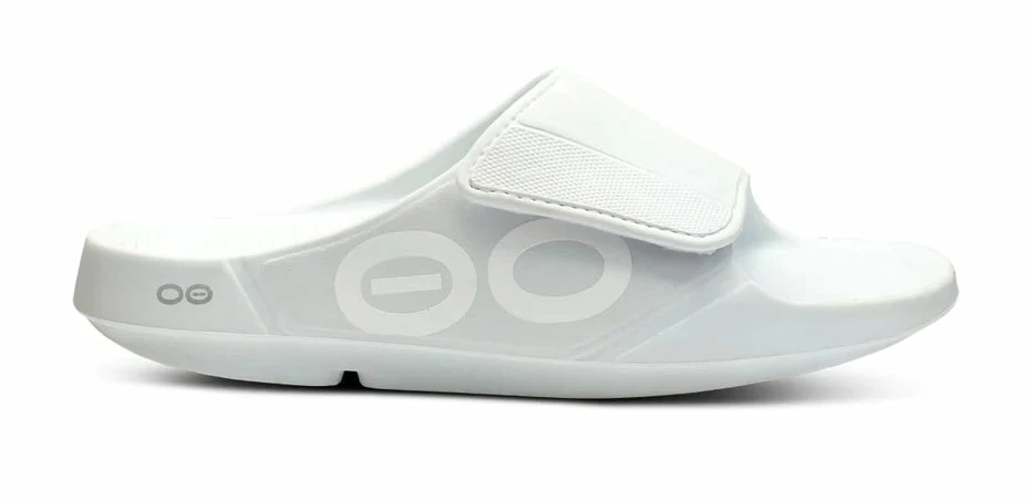 OOfos Unisex OOahh Sport Flex Slide Sandal (White) 2 OOfos Unisex OOahh Sport Flex Slide Sandal (White) - Image 2