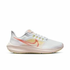 Nike Women's Air Zoom Pegasus 39 (501 - Iris Whisper/Madder Root/Summit White)