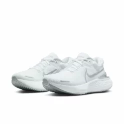 Nike Women's ZoomX Invincible Run Flyknit 2 (101 - White/Metallic Silver/Pure Platinum) -THE OFFICE PARTY EDIT SHOP 6D49B138 69BD 41BD A3D0 131A9077887E