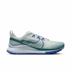 Nike Men’s React Pegasus Trail 4 (005 - Light Silver/Mineral Teal/Racer Blue)