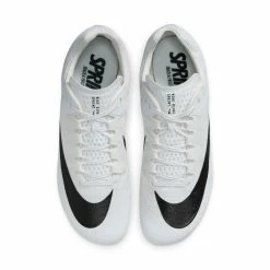Nike Unisex Zoom Rival Sprint (100 - White/Black/Metallic Silver) -THE OFFICE PARTY EDIT SHOP A9C8AB15 8717 487A BD9E E7308D8C0344