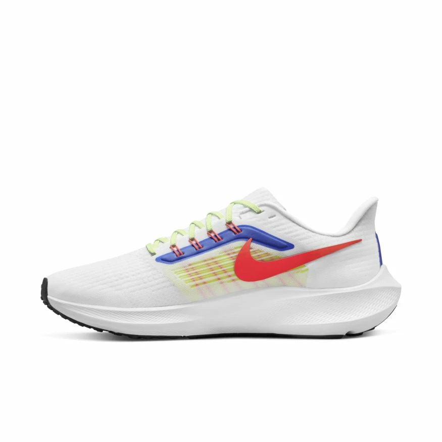 Nike Men's Air Zoom Pegasus 39 (100 - White/Bright Crimson/Racer Blue/Volt) 2 Nike Men's Air Zoom Pegasus 39 (100 - White/Bright Crimson/Racer Blue/Volt) - Image 2