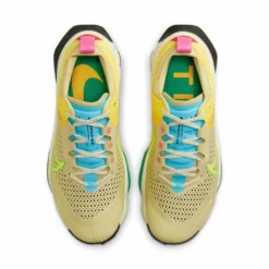Nike Men’s ZoomX Zegama Trail (700 - Team Gold/Volt/Citron Pulse) -THE OFFICE PARTY EDIT SHOP AE5CDC64 2C23 4DC5 B8E7 354F456AF8F5