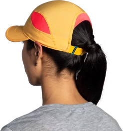 BROOKS Chaser Hat (813 - Sun Glow/Hyper Pink/Run Happy) -THE OFFICE PARTY EDIT SHOP B9B705F9 0652 47D4 BCFE AEEBA3960759