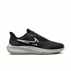 Nike Men’s Air Zoom Pegasus 39 Shield (002 - Black/White/Dark Smoke Grey/Volt)