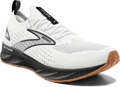 BROOKS Men's Levitate Stealthfit 6 (121 - White/Black) -THE OFFICE PARTY EDIT SHOP D6CAF521 830F 4473 9BDD 0FD5CE8F72DB
