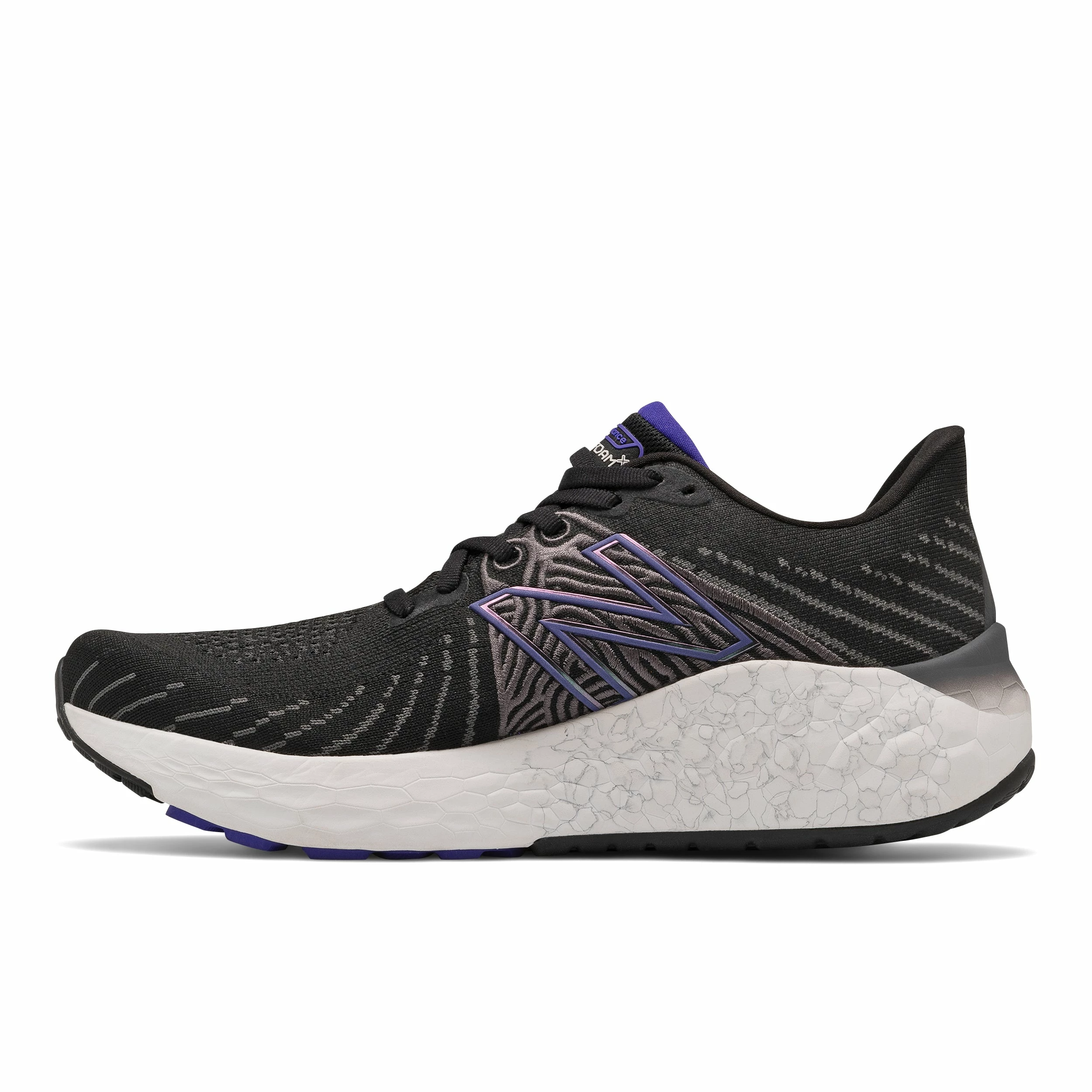 New Balance Men’s Fresh Foam Vongo V5 (BW - Black) 2 New Balance Men’s Fresh Foam Vongo V5 (BW - Black) - Image 2