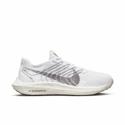 Nike Men's Pegasus Turbo Flyknit Next Nature (100 - White/Iron Grey/Light Bone/LT Iron Ore)
