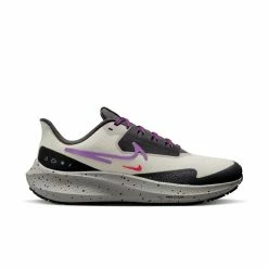 Nike Women’s Air Zoom Pegasus 39 Shield (003 - Light Bone/Vivid Purple/Cobblestone)