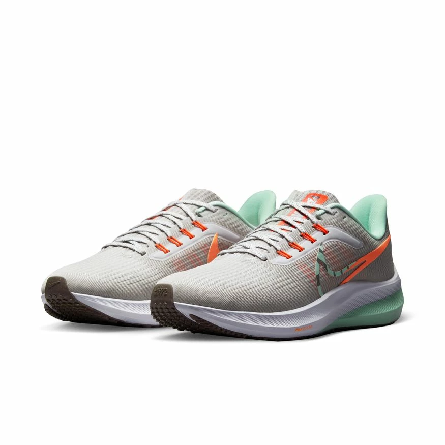 Nike Women's Air Zoom Pegasus 39 Premium (001 - Photon Dust/Mint Foam/Total Orange) 3 Nike Women's Air Zoom Pegasus 39 Premium (001 - Photon Dust/Mint Foam/Total Orange) - Image 3